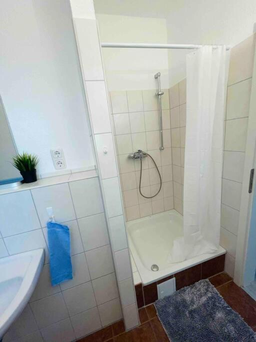 Schoenes Bungalow, Check-In Kontaktlos, Zentral Duisburgo Esterno foto